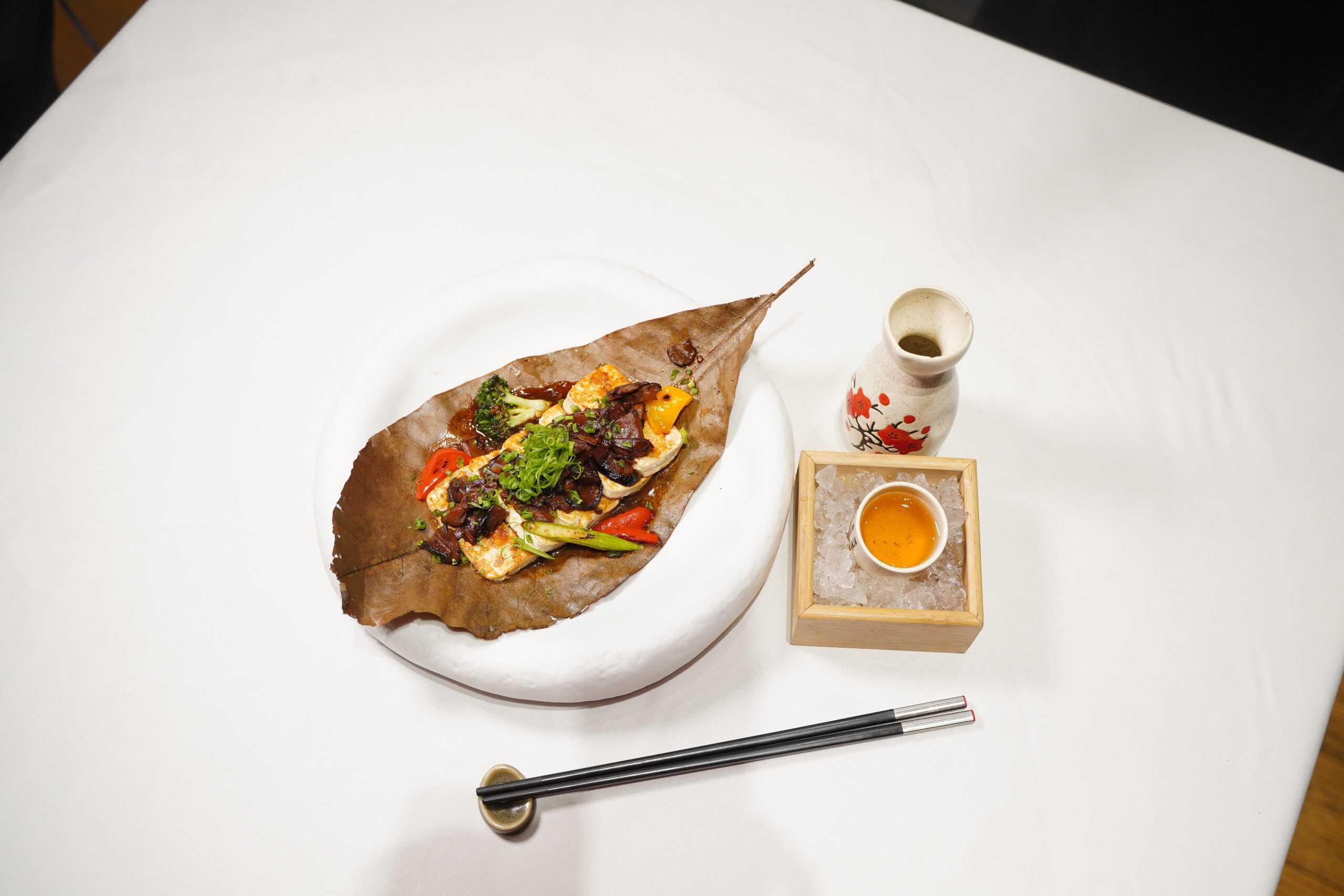 Tofu and wakame, staples of the Japanese diet and symbols of wellness and longevity (especially in Okinawa)
