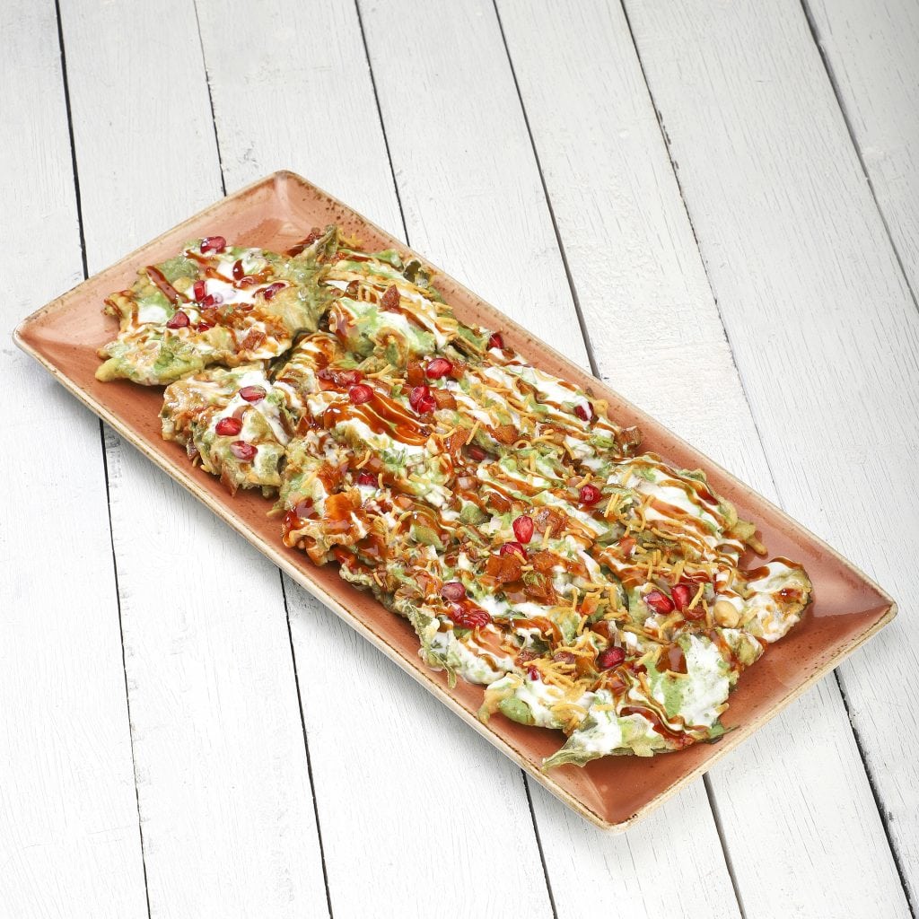  Hard Rock Cafe New Delhi recently offered local delights like Thela Chaat which is a Crispy golden fried palak topped with tangy tamarind chutney and fresh mint chutney