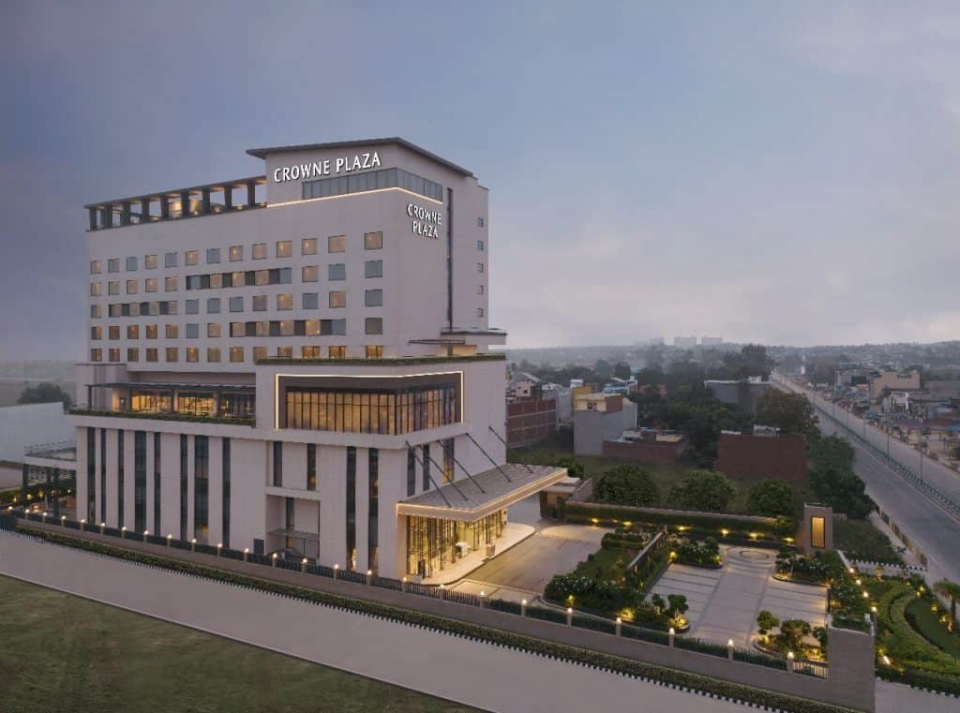 IHG Hotels & Resorts marks 50th hotel in India with the opening of Crowne Plaza Lucknow