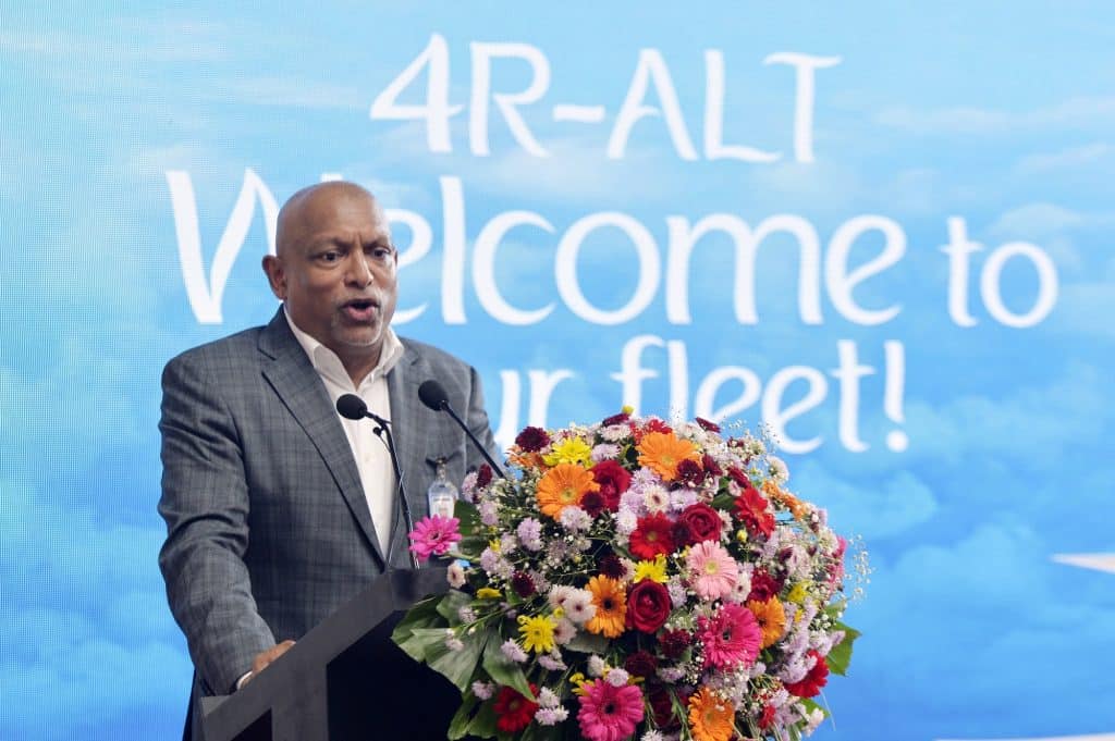 Sarath Ganegoda, Chairman of SriLankan Airlines, delivers an address to the gathering assembled for the aircraft’s arrival at the hangar