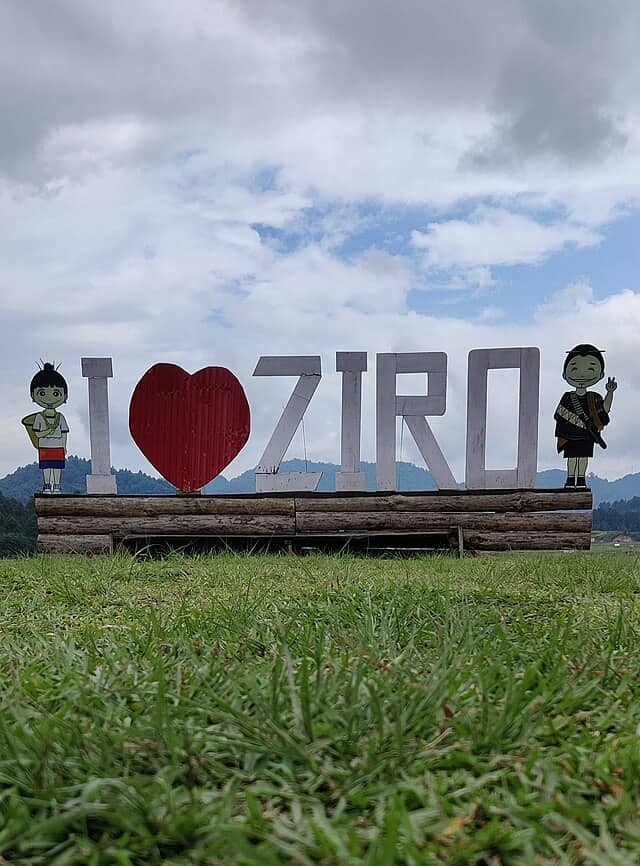 I love Ziro standees. Courtesy: Wikimedia