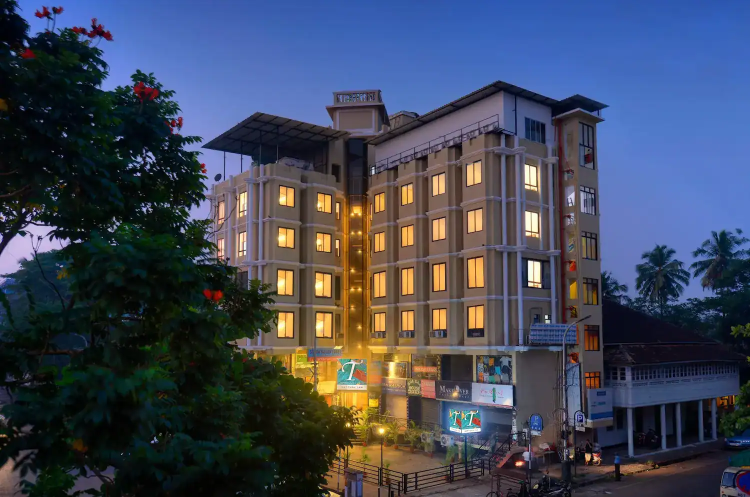 TreeHouse Neptune Inn, Panaji, Goa