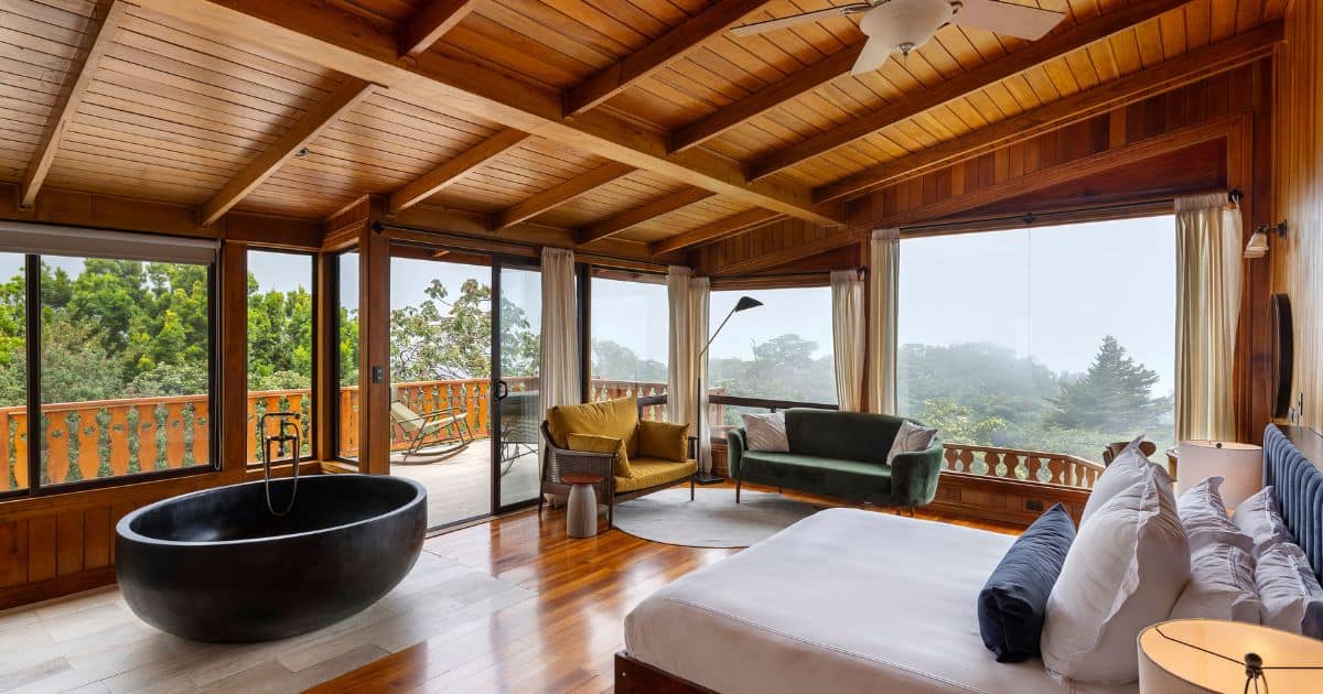 Luxury wooden suite with panoramic forest views, Courtesy: hotelbelmar.net