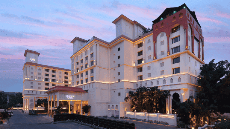 Sheraton Grand Pune Bund Garden Hotel