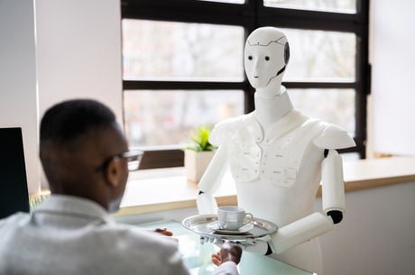 Robots in Hospitality: A Smarter Answer to Labor Shortages and Rising Costs