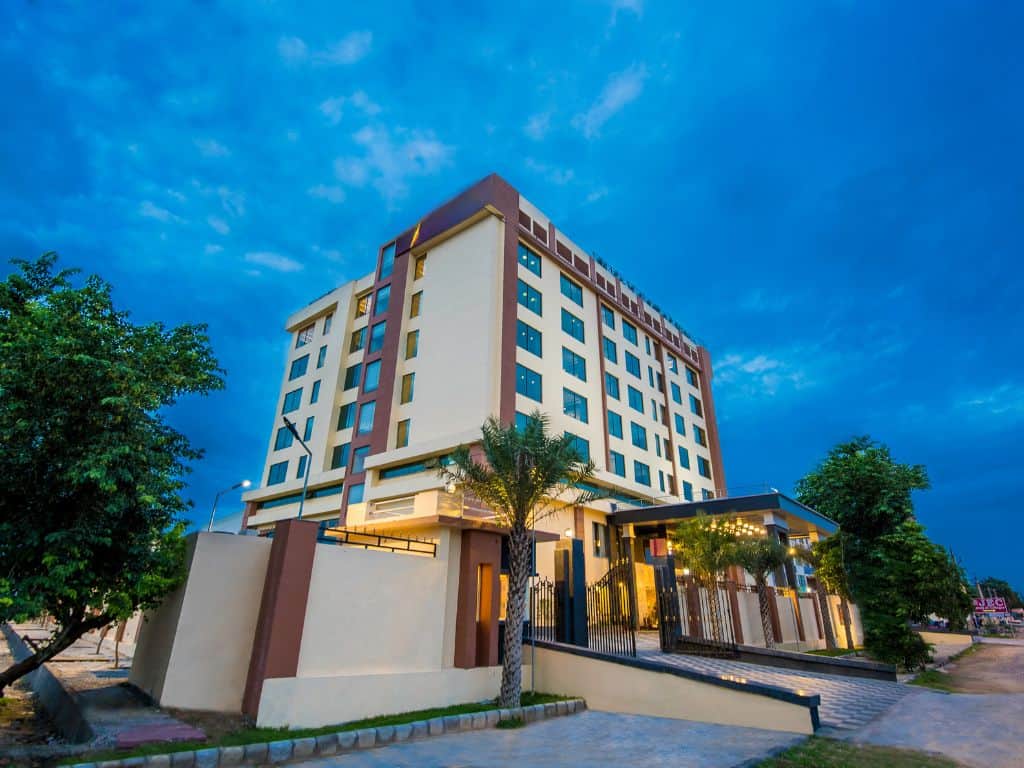 Golden Tulip Kukas Jaipur Sarovar Hotels