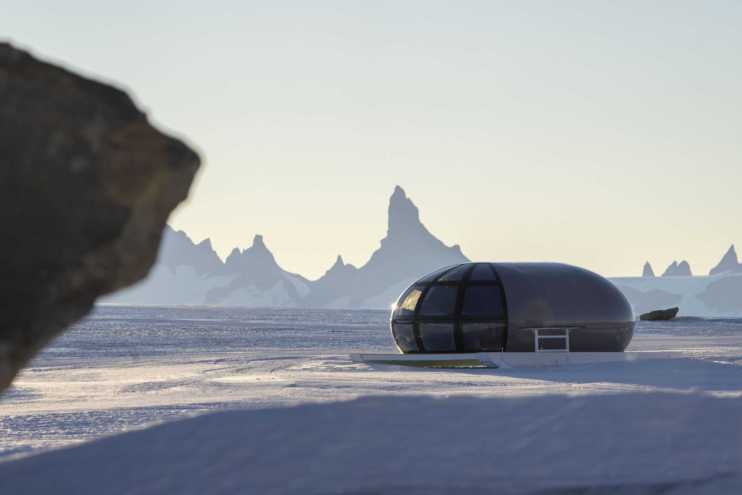White Desert Antarctica: Echo Camp