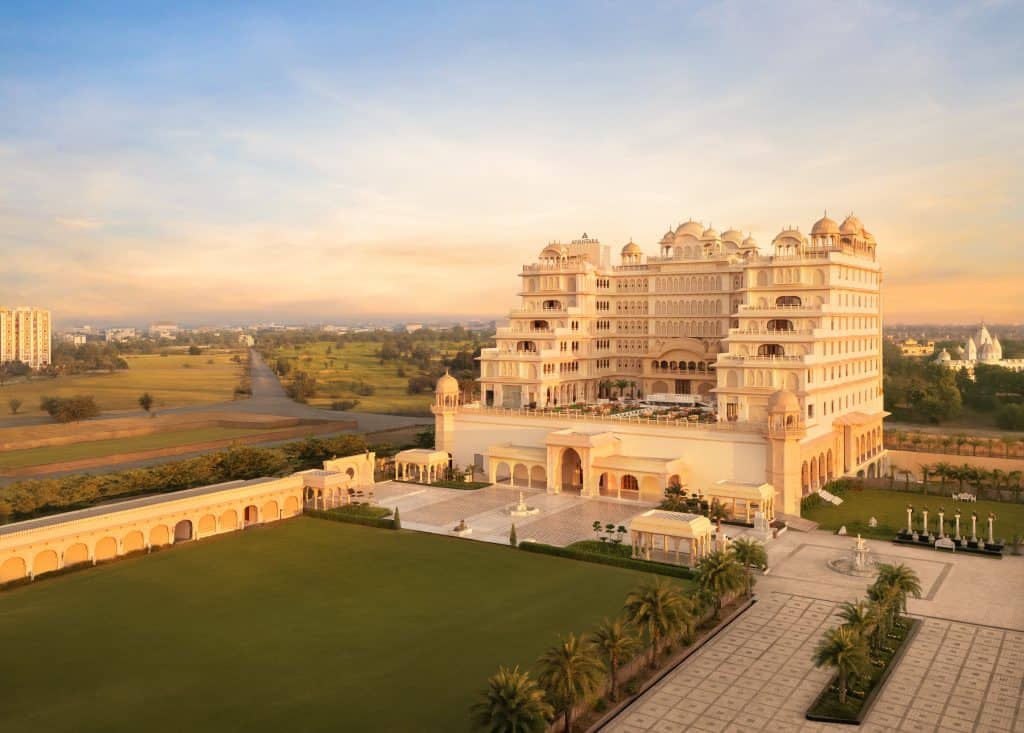 Anantara Jewel Bagh Jaipur announces Cultural Partnership with Jaipur Rugs Foundation to Empower Women Weavers of Rajasthan